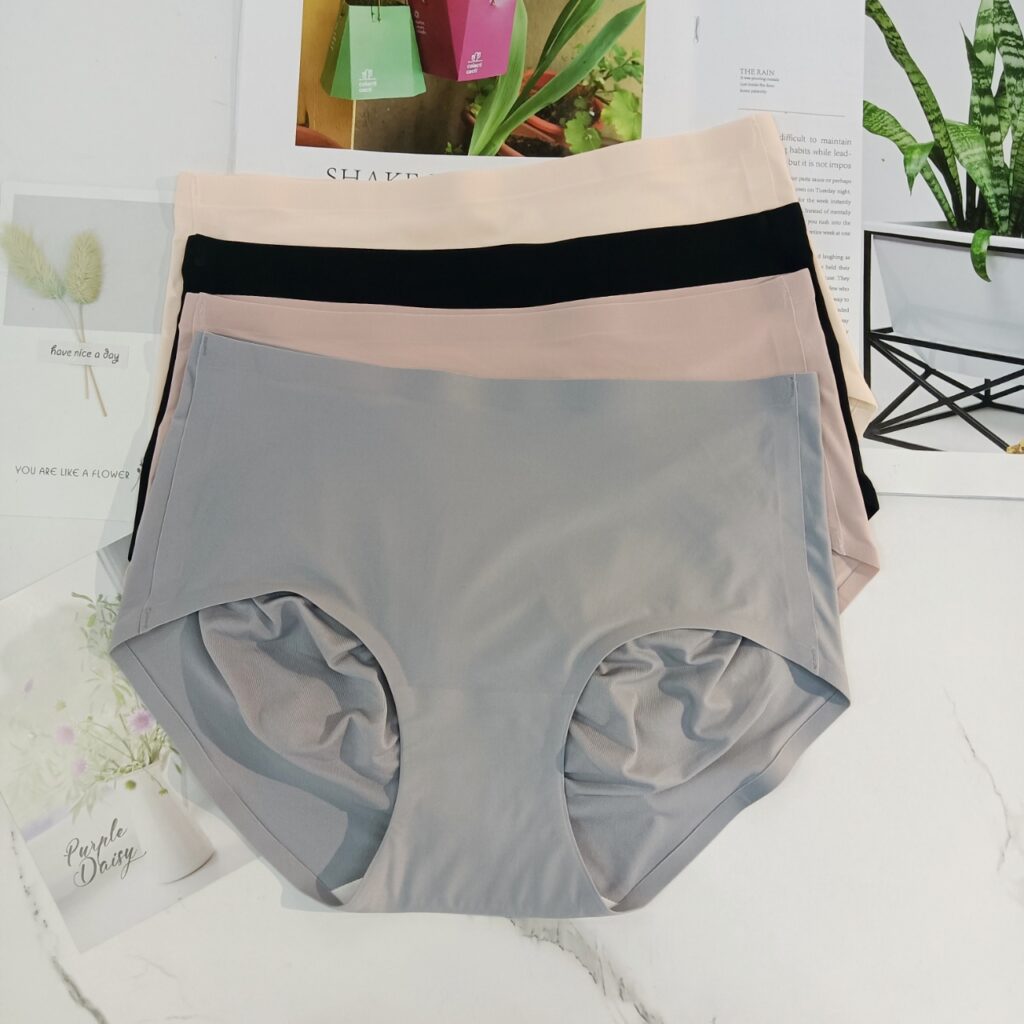 Wommen seamless brief